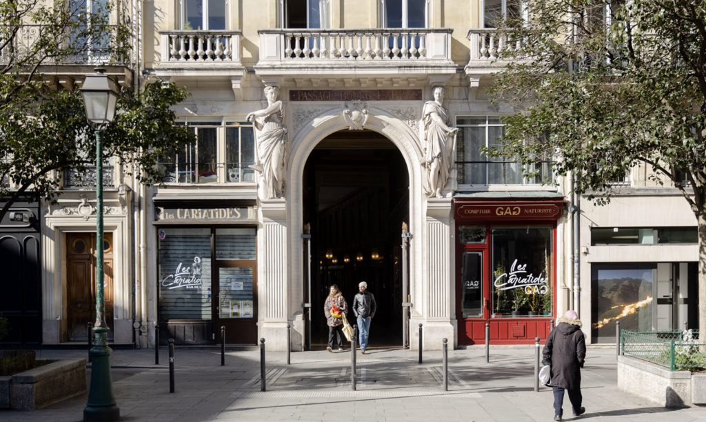 Passage du Bourg l'Abbé