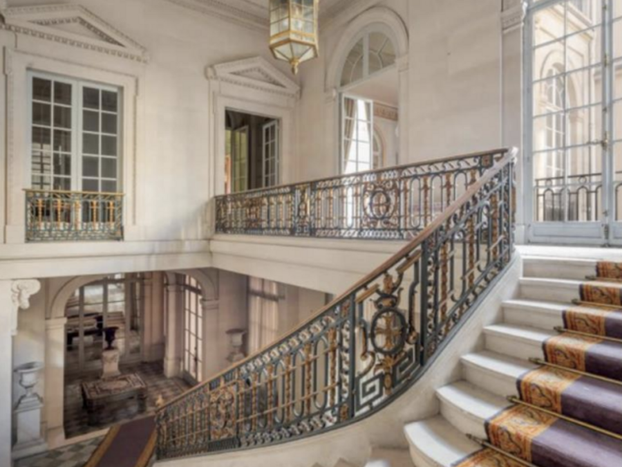 Paris Signature